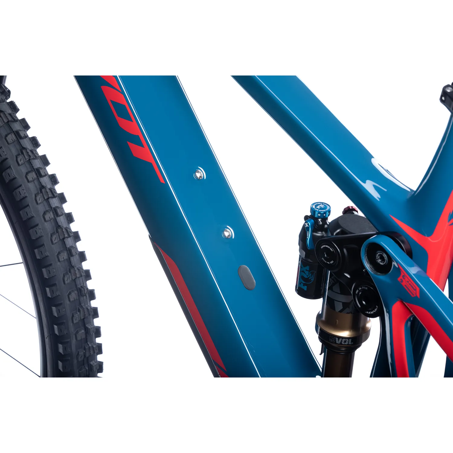 2023 Pivot Shuttle SL Team XTR with Reynolds Carbon Wheels