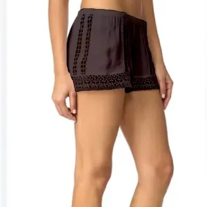 Brand new with tags black light weight shorts. Peixioto brand. Size M/L