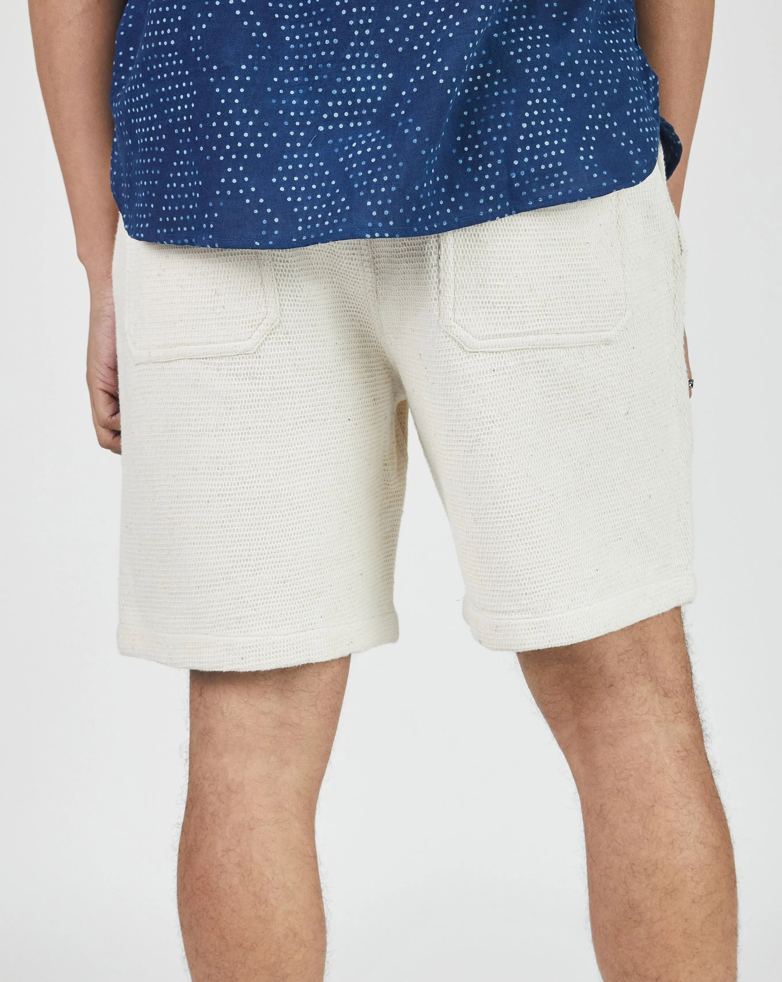 Dipak Utility Short in Lightweight Honeycomb Natural