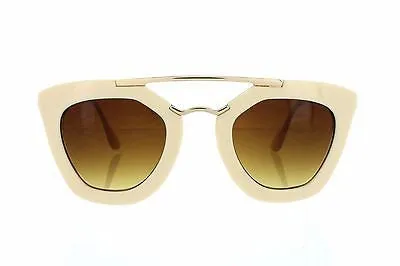 Horned Rim Cateye Vintage Style Sunglasses. White 100% UV400