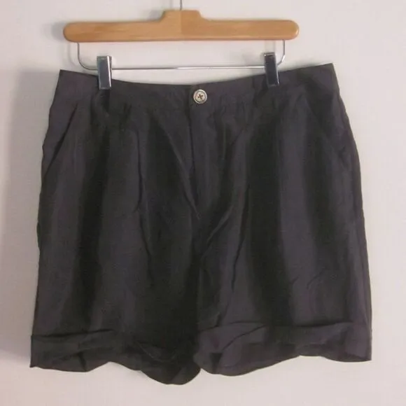Pleated Front Gray Silk Shorts Size 8 Bird by Juicy Couture Spring &amp; Summer