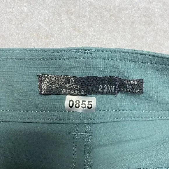Prana Revenna Short Women's 22W Olive Green Hiking Perfection NWT $89