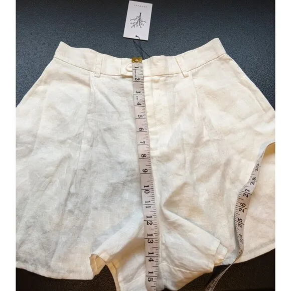 We Are Sundays Avery Short White High Rise Lightweight Pockets Size Small